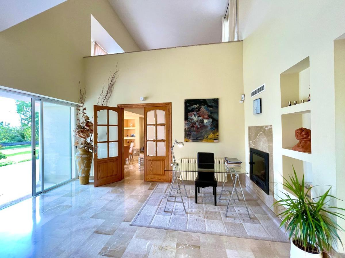 בוניולה Confortable Chalet Con Piscina מראה חיצוני תמונה