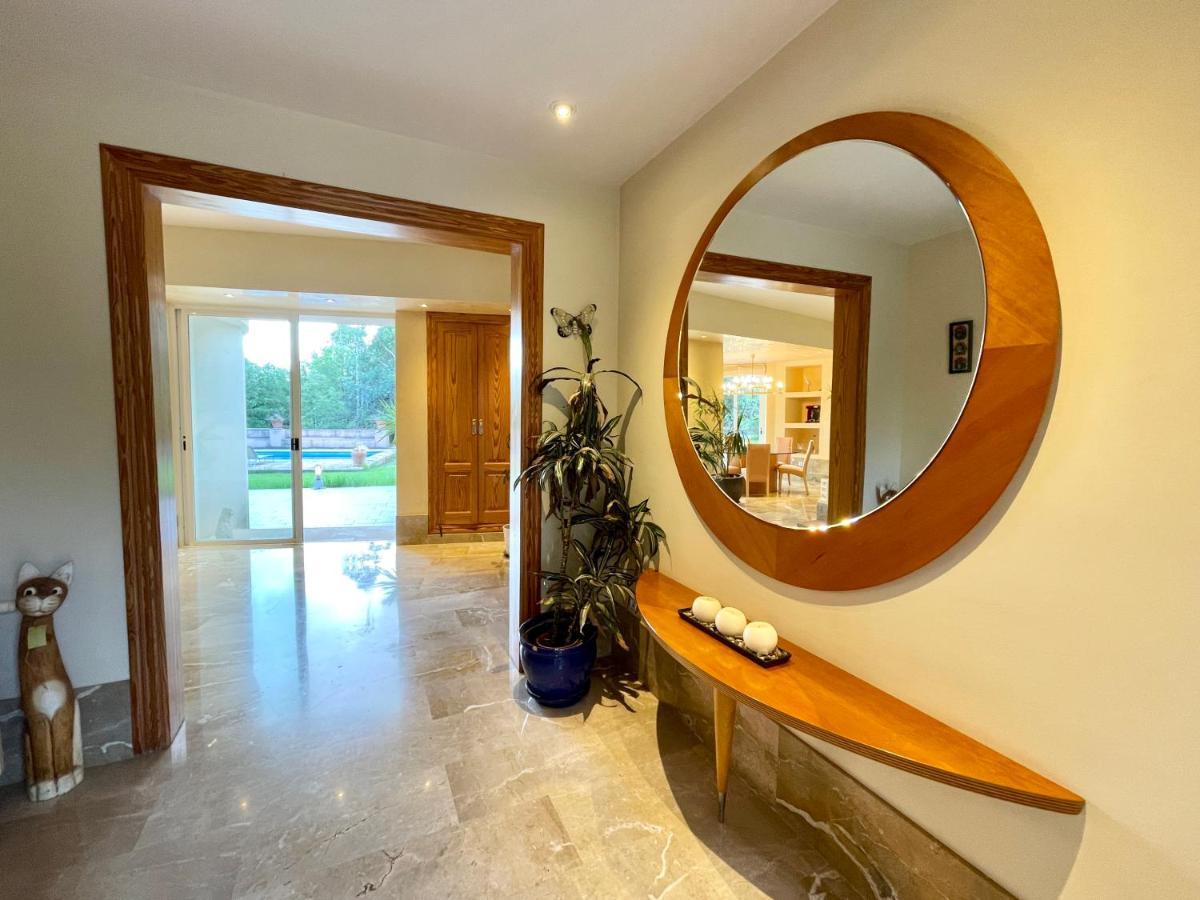 בוניולה Confortable Chalet Con Piscina מראה חיצוני תמונה