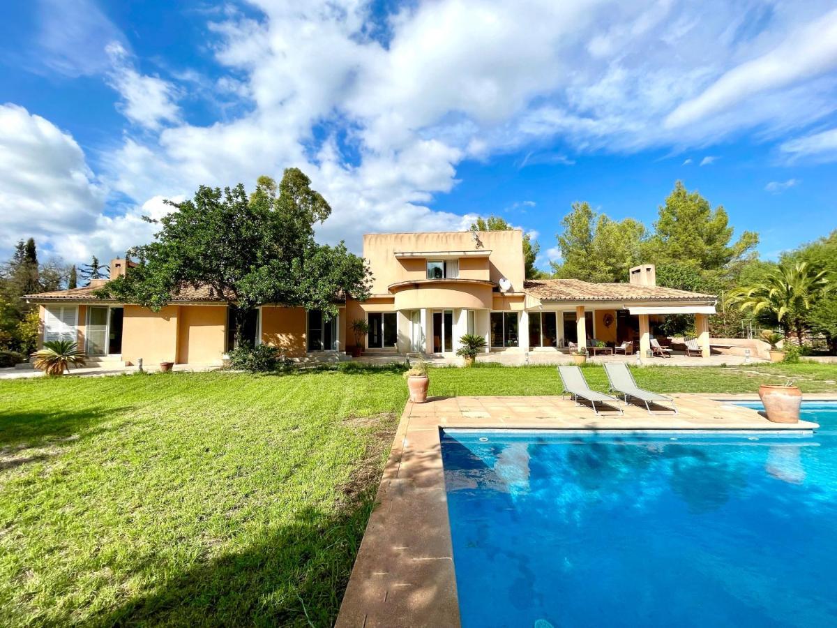 בוניולה Confortable Chalet Con Piscina מראה חיצוני תמונה