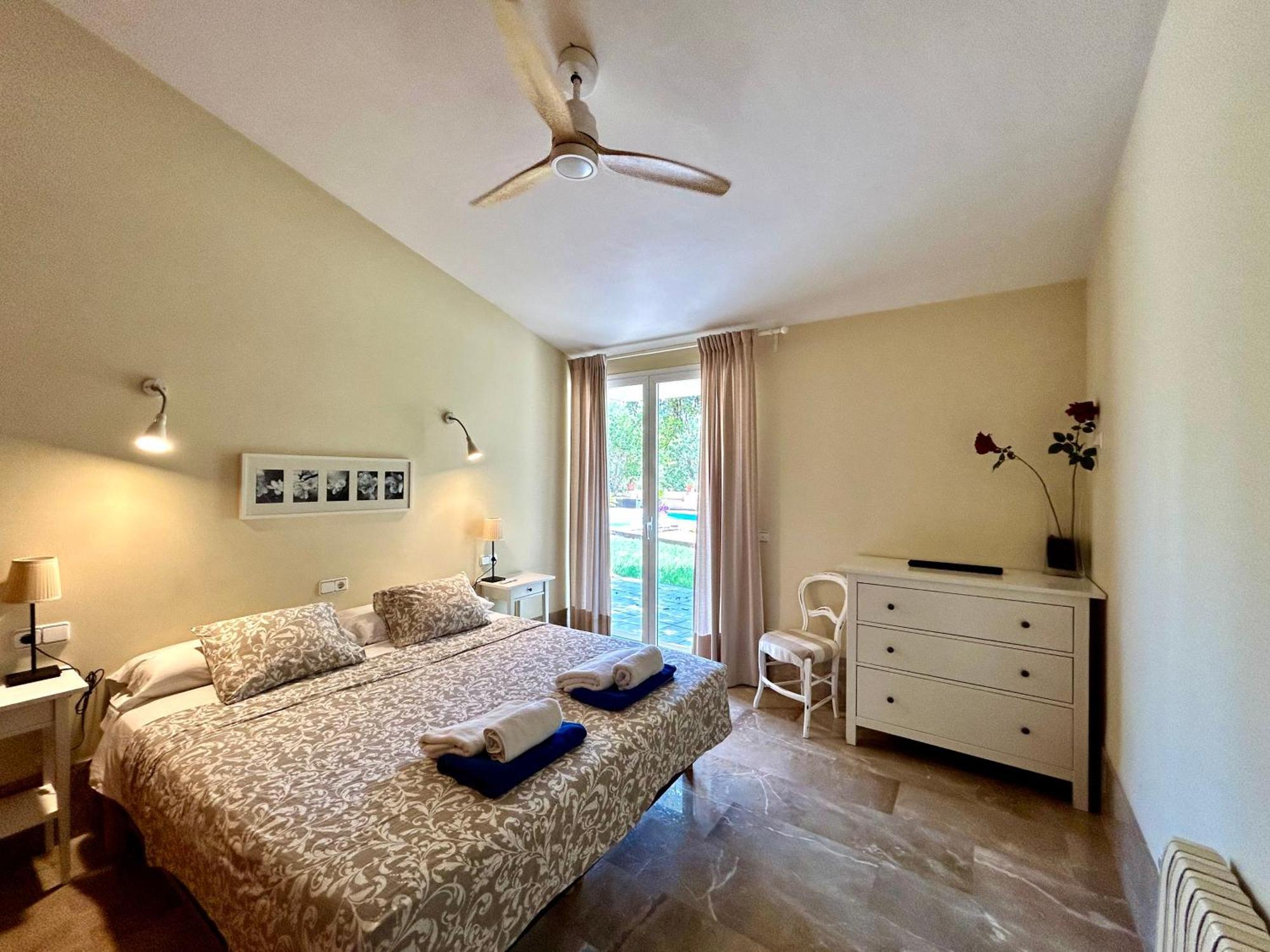 בוניולה Confortable Chalet Con Piscina מראה חיצוני תמונה