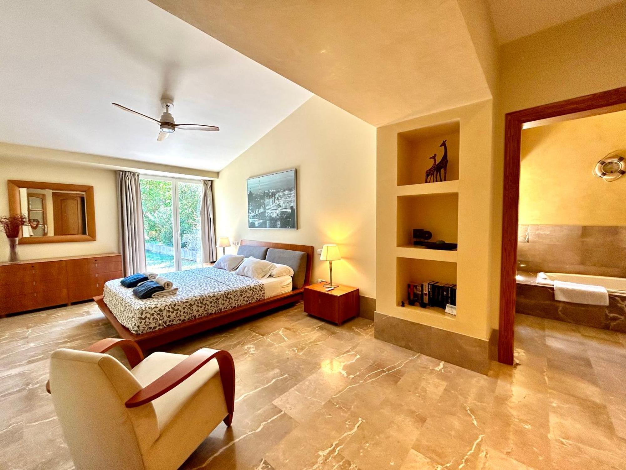 בוניולה Confortable Chalet Con Piscina מראה חיצוני תמונה